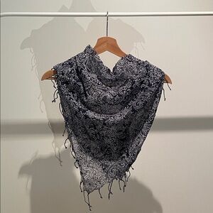 NWOT AE Paisley Lurex Square Scarf in Harbour Blue